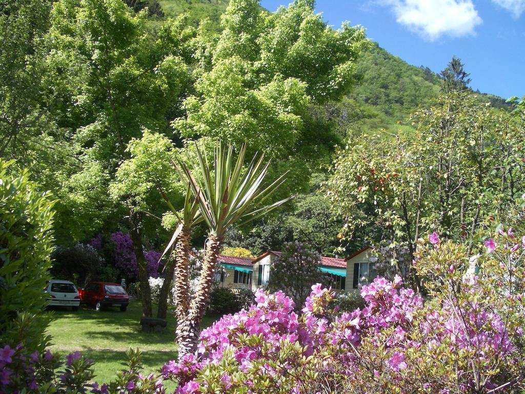 Camping & Resort Valle Romantica 坎诺比奥 外观 照片